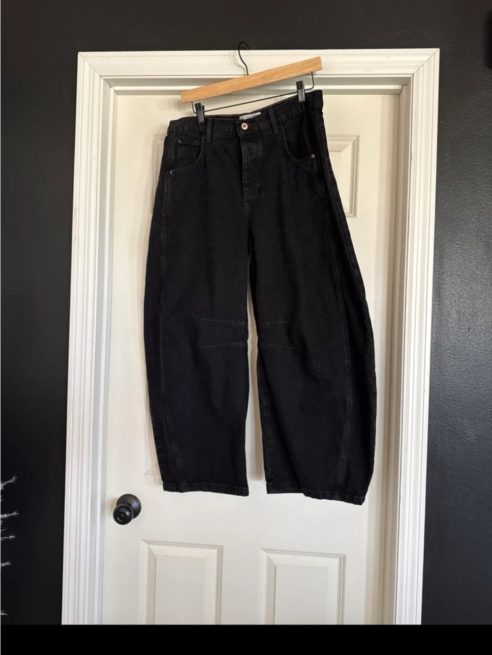 FREE PEOPLE WE THE FREE GOOD LUCK MID RISE BARREL JEAN - SOUNDWAVE 7503 
size 29 - Picture 7 of 12